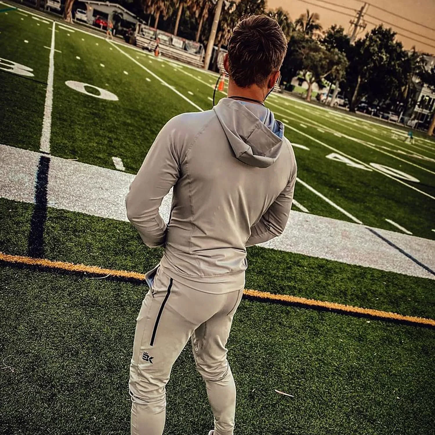 BROKIG Men's Lightweight Athletic Gym Jogger Pants, Stretch Quick Dry Workout Running Sweat Pants with Zipper Pockets