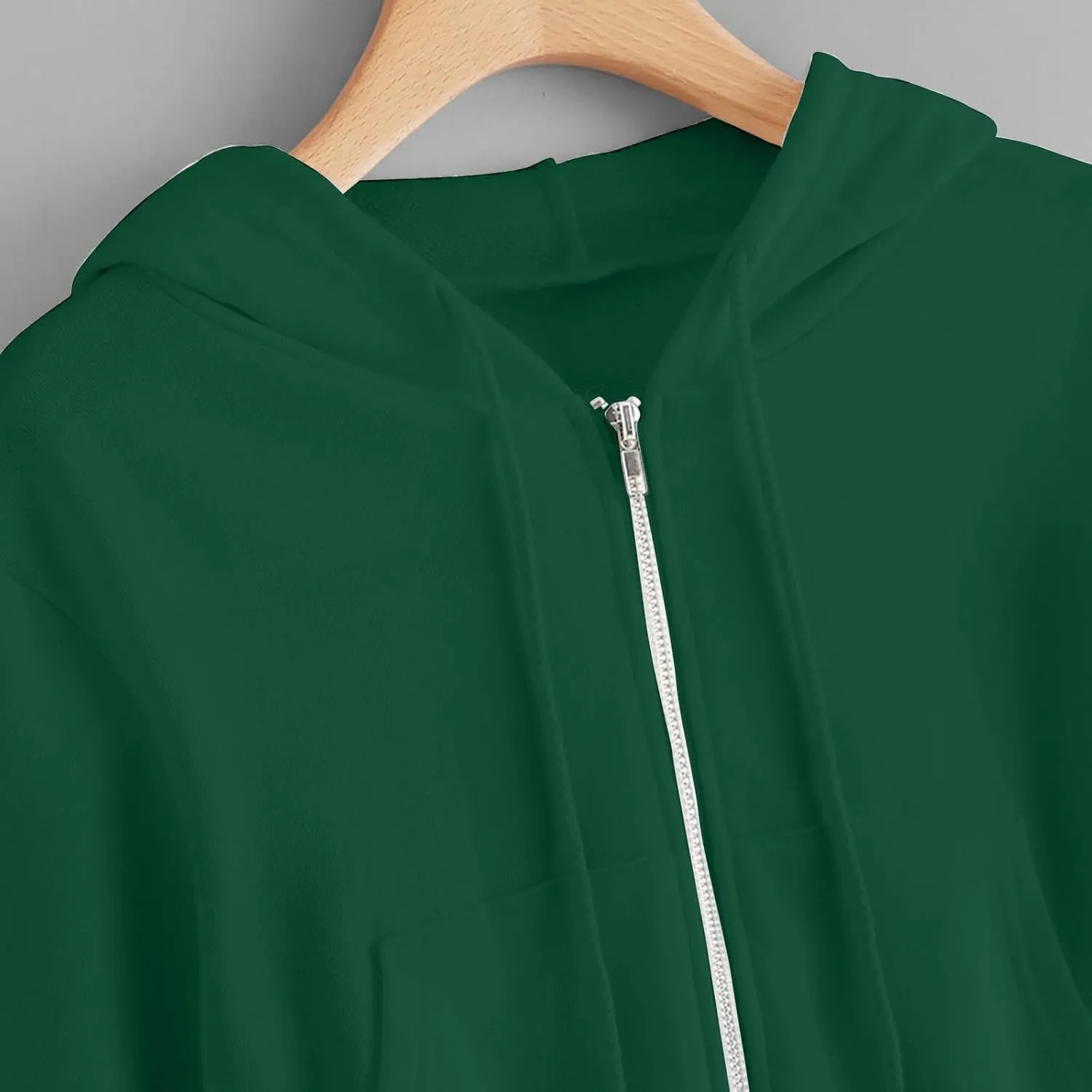 Cropped Hoodie Women Zip Up Hooded Sweatshirt 2023 Fashion Fall Crop Jackets Casual Cute Long Sleeve Crop Tops