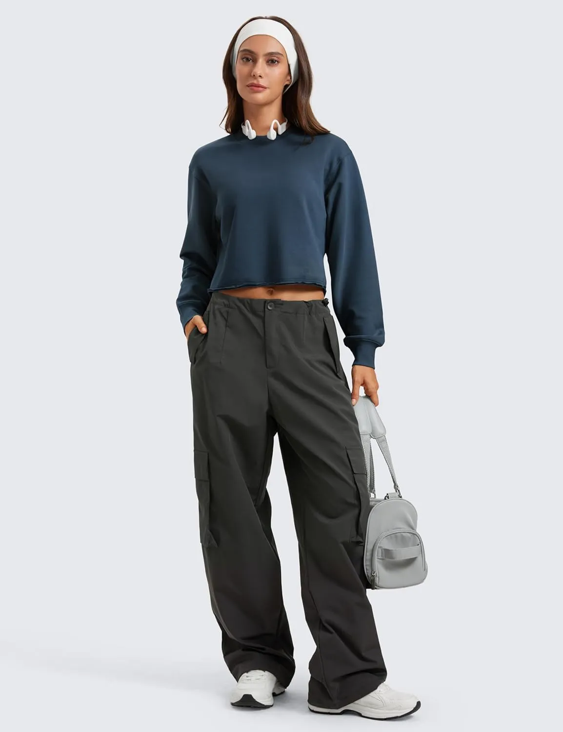 CRZ YOGA Womens Fleece Cropped Sweatshirts Crewneck Long Sleeve Double Raw Hem Workout Casual Pullover Tops