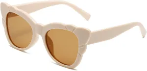 Fashion Vintage Cat Eye Sunglasses for Women Oversized Butterfly Shape Sunglasses Trendy Chic Luxury Gradient Ladies Shades