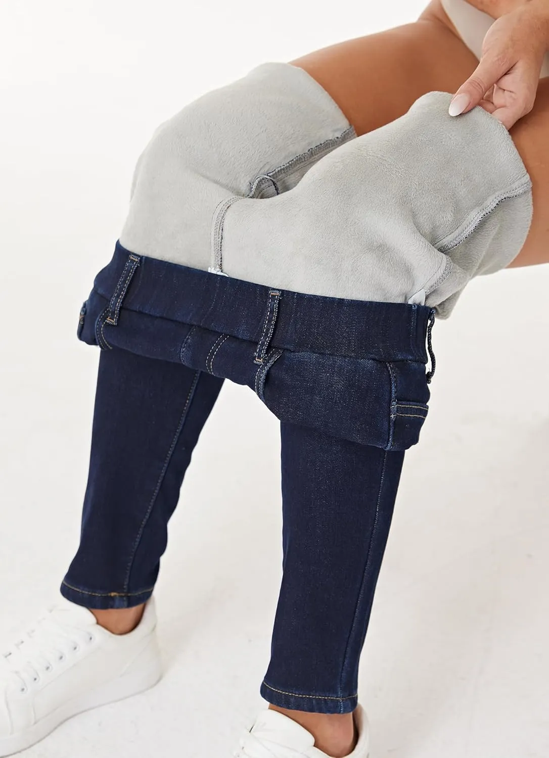 heipeiwa Women's Fleece Lined Winter Thermal Elastic Waist Jeans Stretch Warm Skinny Denim Pants