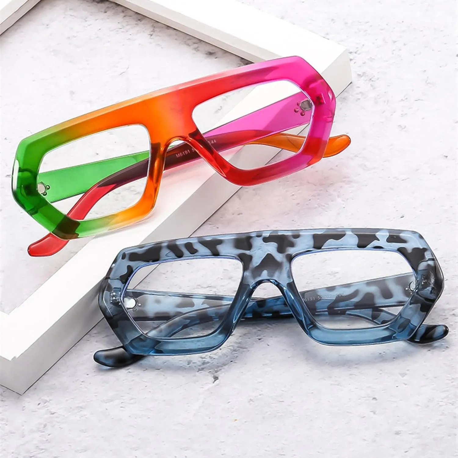 Stylish Glasses Frame Women Fashion Rivet