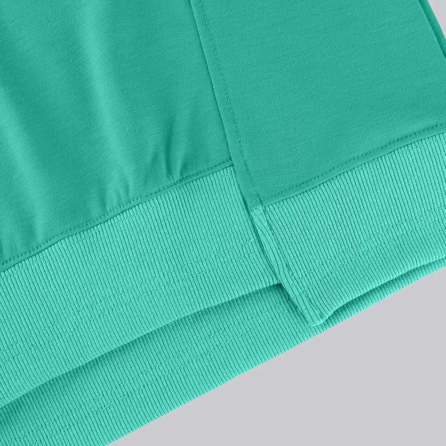 Women's Oversized Cropped Sweatshirts Crewneck Fleece Workout Pullover Sweater Fall Outfits